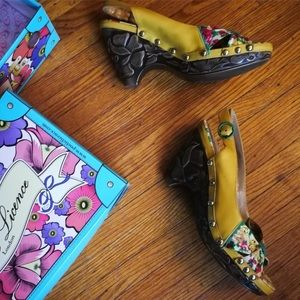 Poetic License summer pumps